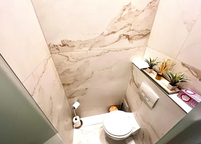 1504 Neradi Apartment *