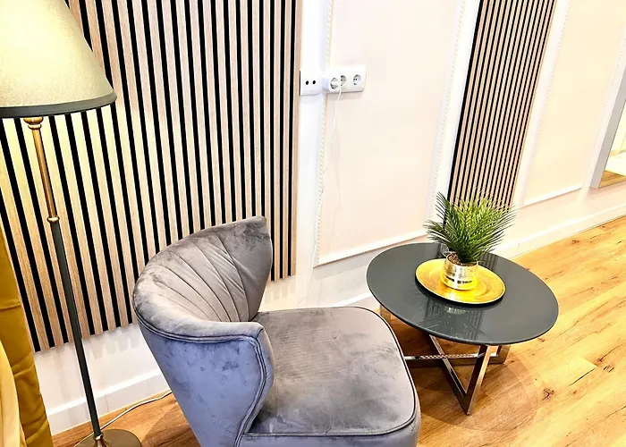 1504 Neradi Apartment *