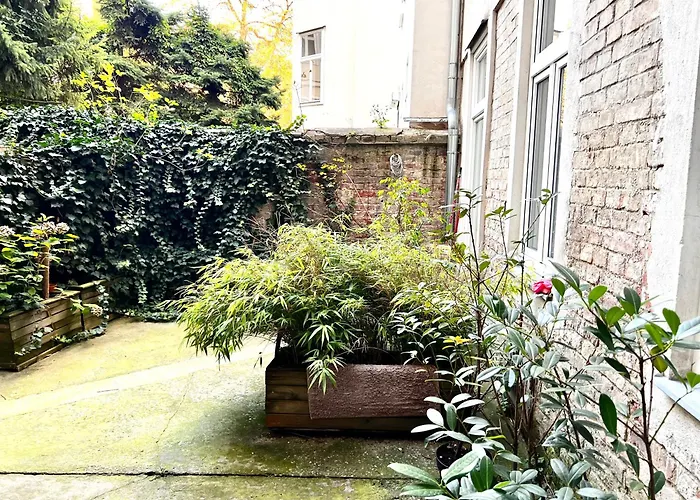 1504 Neradi Apartment *
